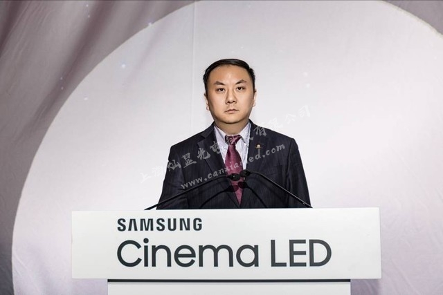 中国首块LED电影屏绽放上海滩 三星携手万达电影开启影音新体验 